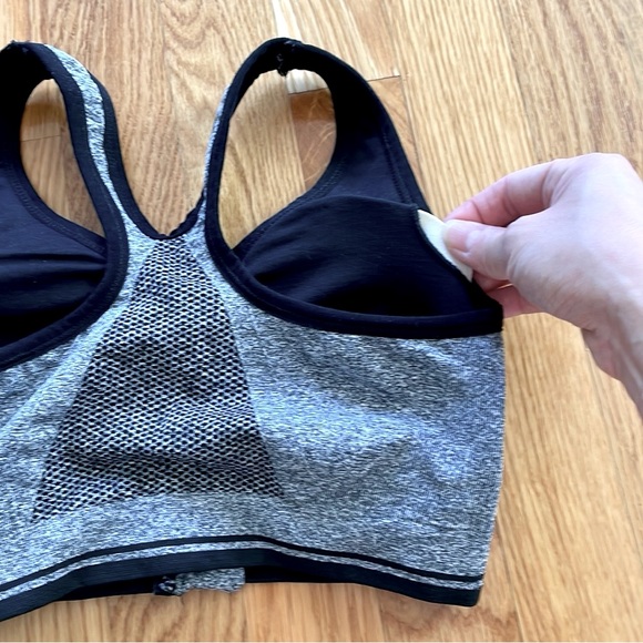 NWOT Gray Seamless Front Zip Sports Bra - Picture 9 of 10